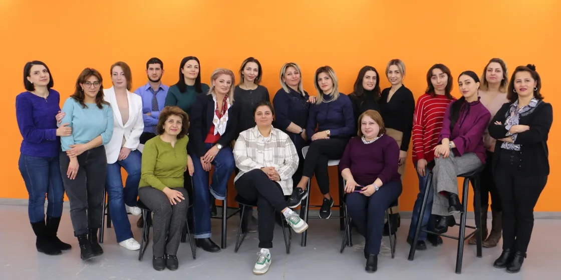 Օտար լեզուների ամբիոն